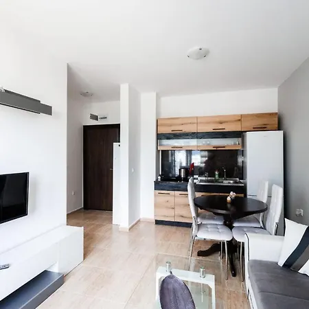 Lifestyle 6 Apartment Sunny Beach